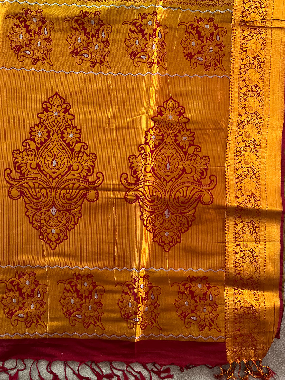 Green Semi Soft Silk Saree