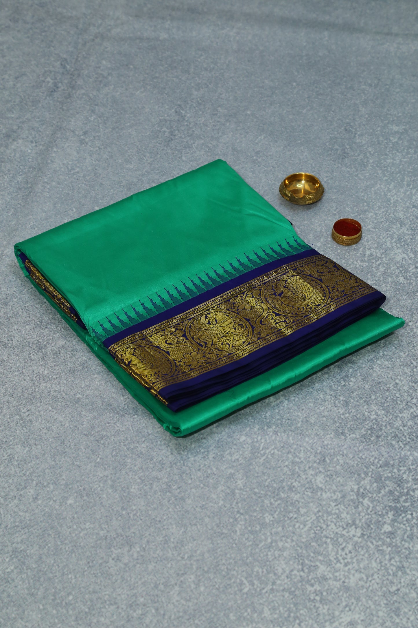 Mayil Pettu Korvai Pure Silk Madisar 10 Yards