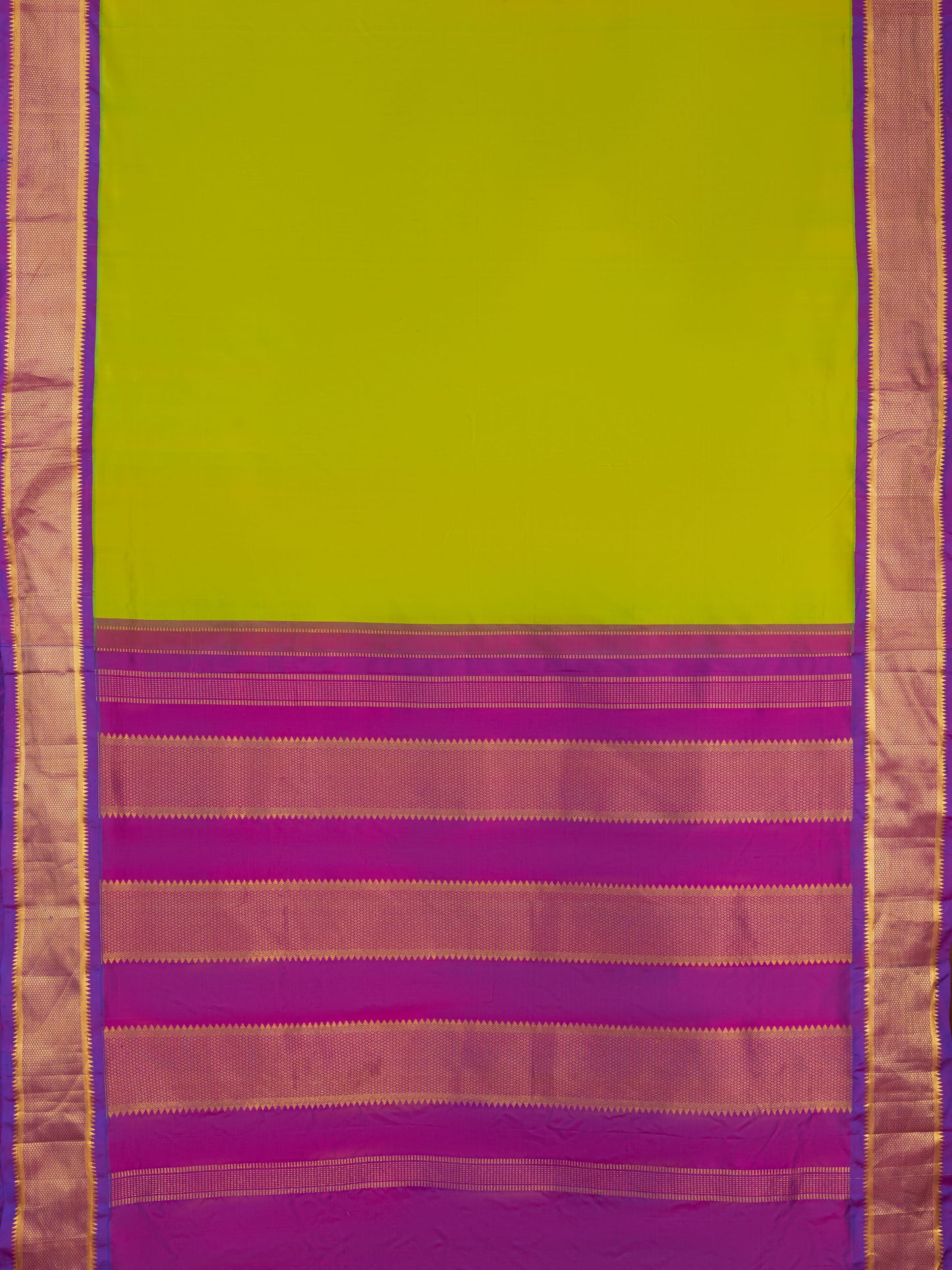 Sneha Green with Purple 9 Yards Kanchivaram Silk Saree
