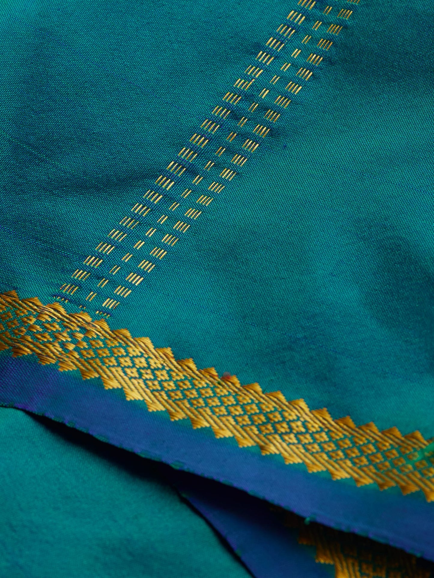 Peacock Blue 9 Yards Kanchivaram Silk Saree