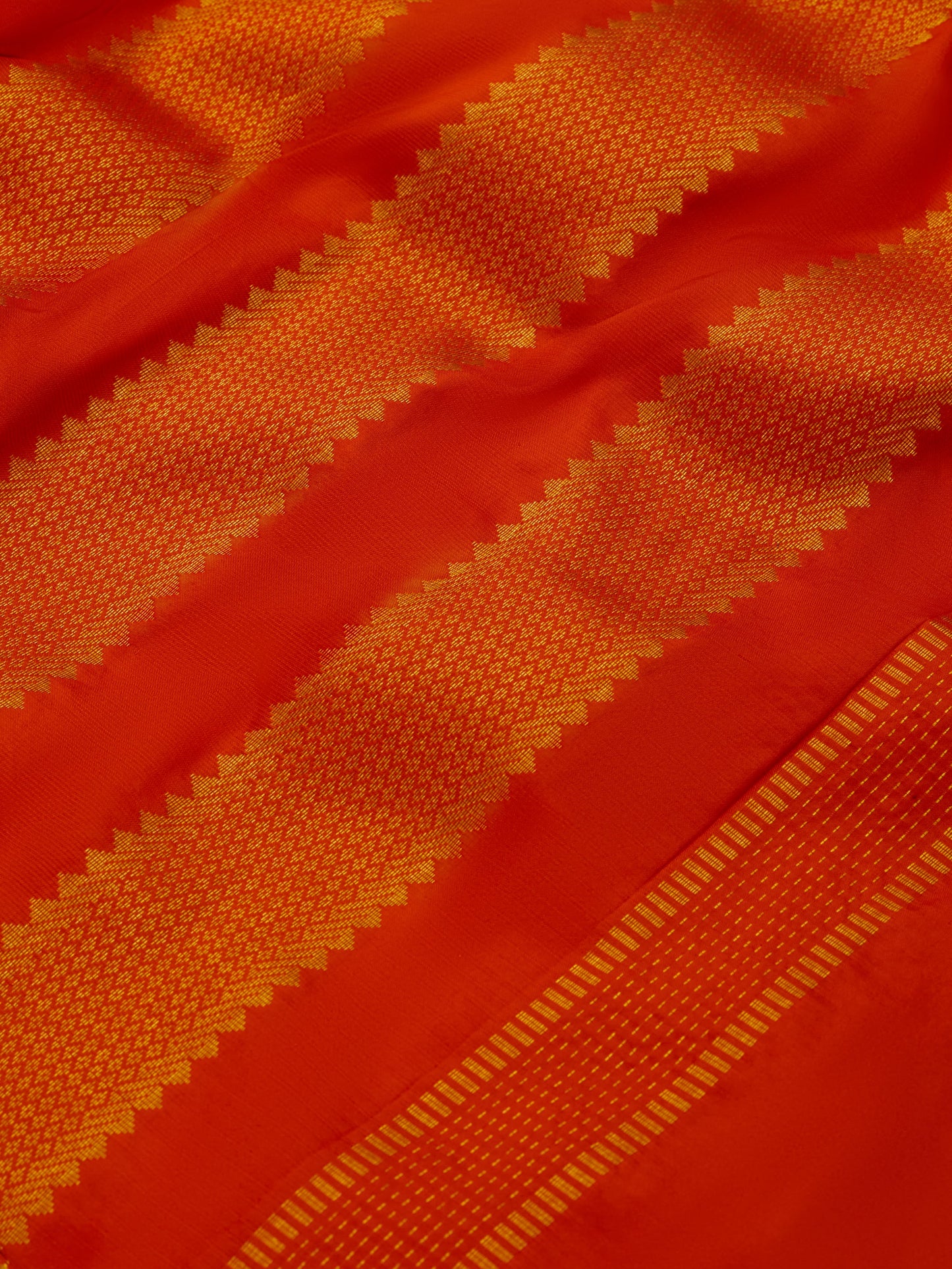 Chilli Red 9 Yards Kanchivaram Silk Saree