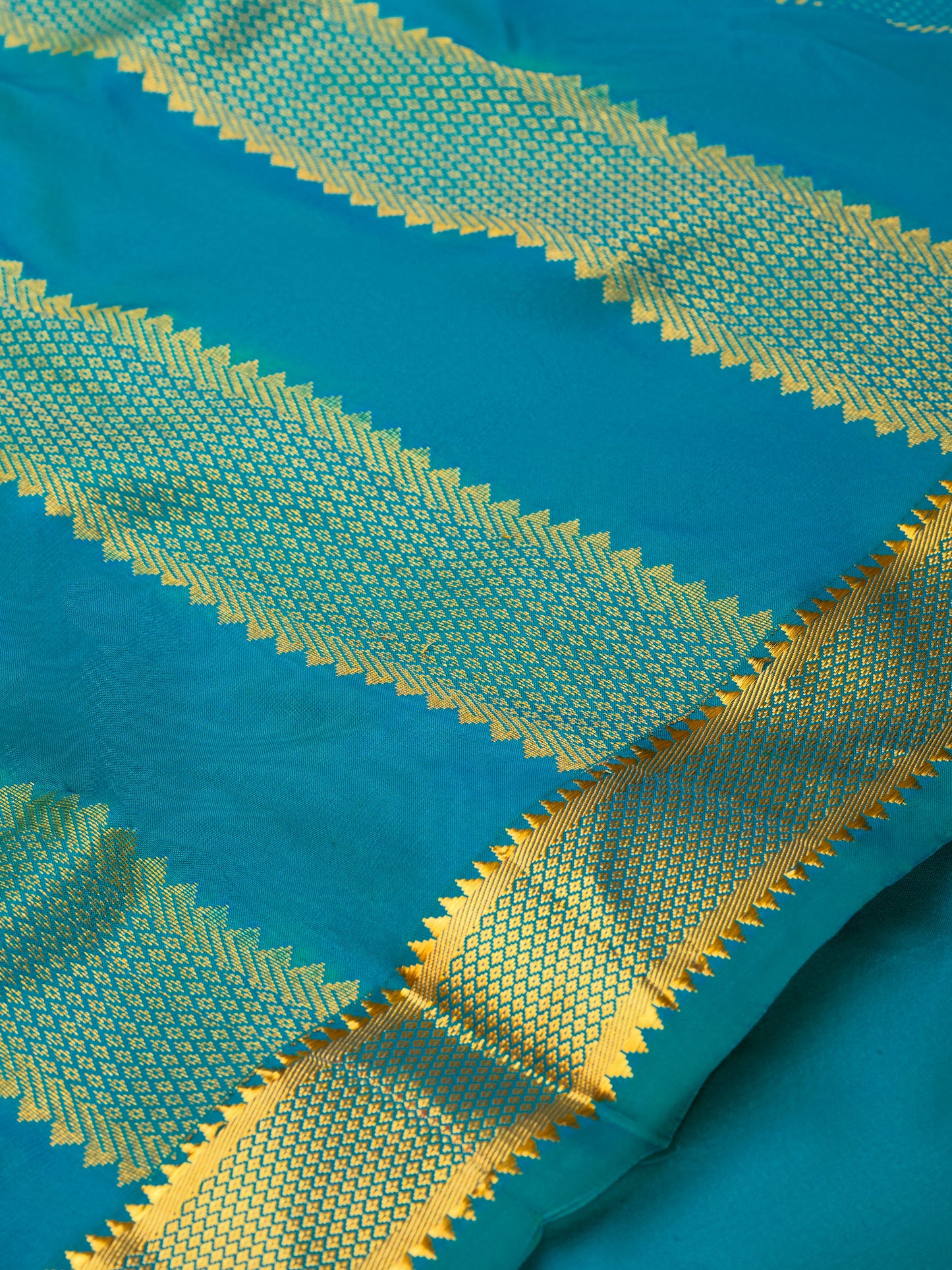 Anandha Blue 9 Yards Kanchivaram Silk Saree